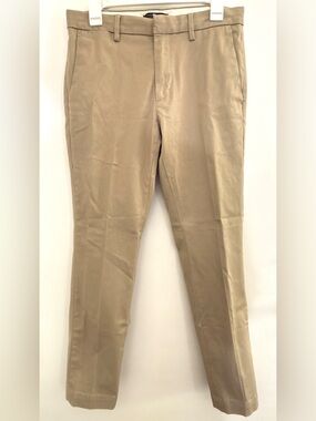 Banana Republic Men’s Pants 30x30 - Khaki Rapid Movement Chino Fulton Skinny Fit